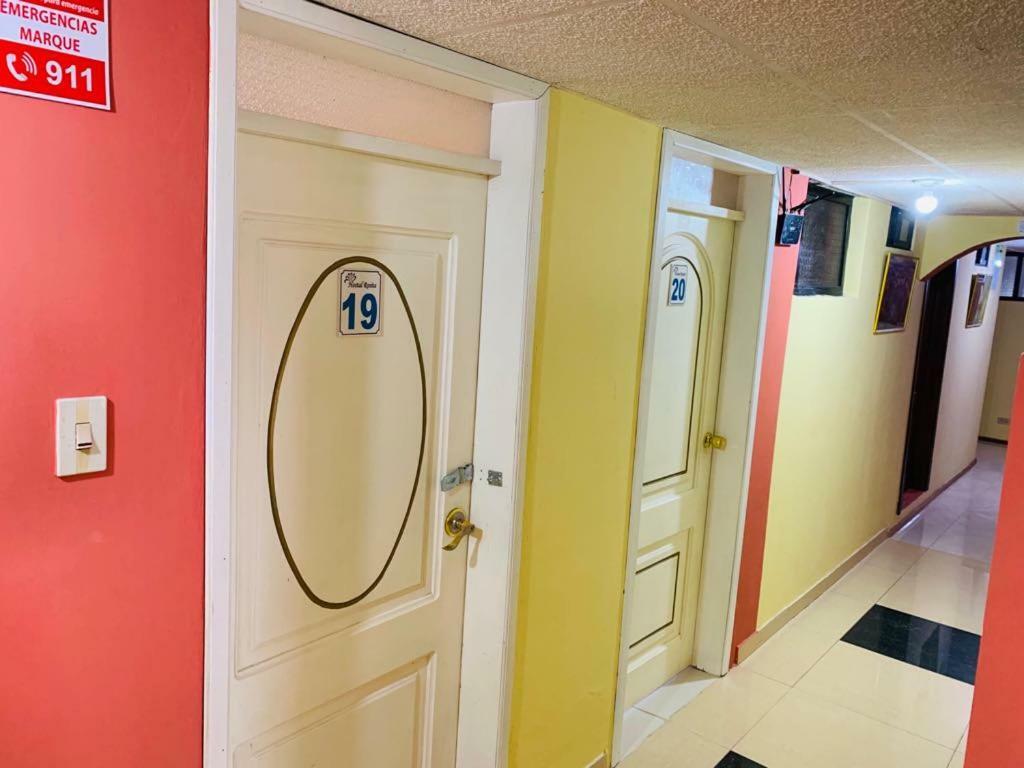 Hostal Rosita Latacunga Eksteriør billede